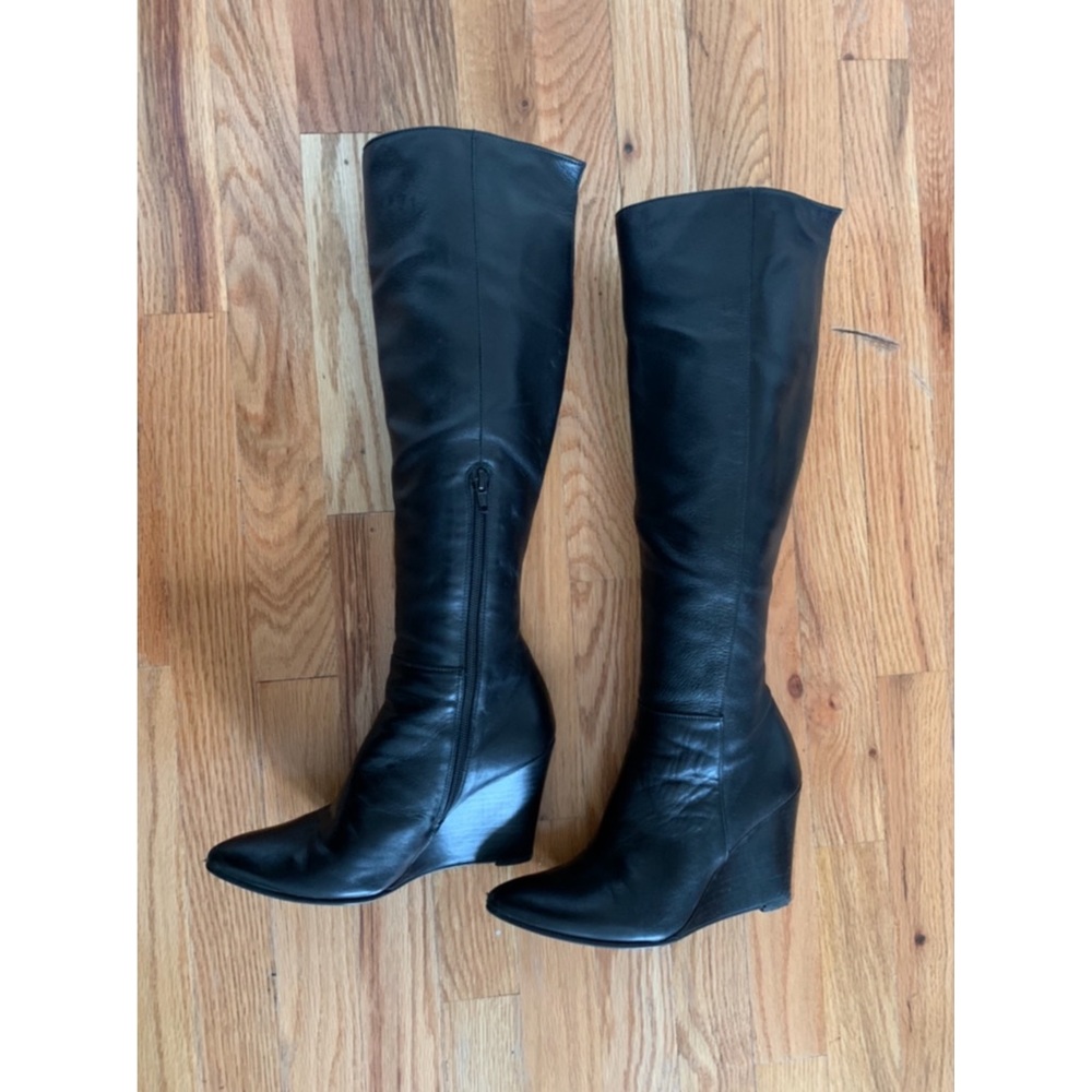 Stuart Weizman Leather Wedge Knee High Boots US6